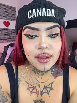 Niki_adams001 webcam