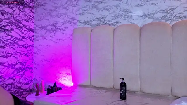 Afrodita_Wild_v webcam