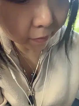 美女piffydream在线直播