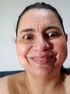 michellrodriguez's Stripchat show and profile