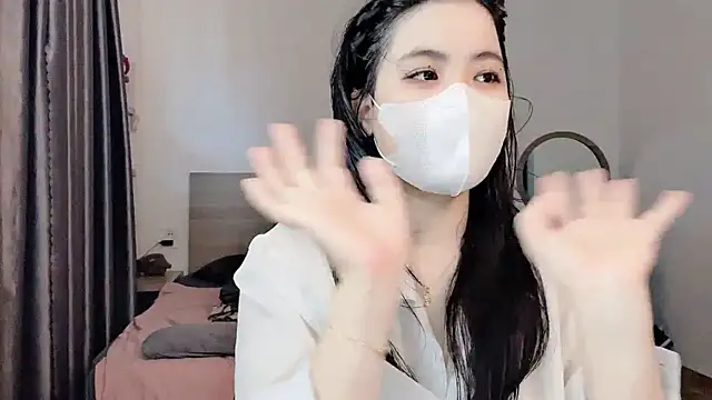 _lynh_ - _Lynh_'s free webcam - UK Sex Cams