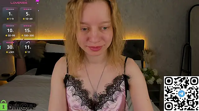 Michelle_Blond webcam