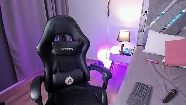 Astrid_williams webcam