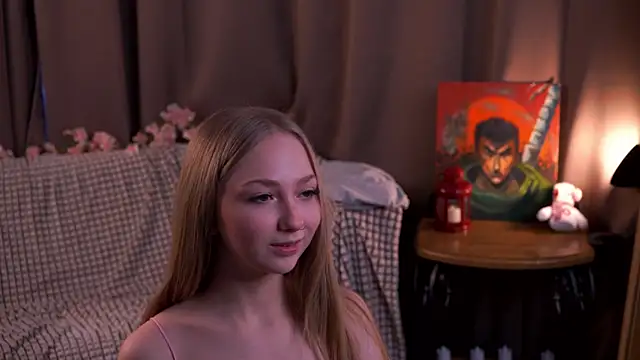 JosetteWeakly webcam