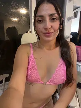 ArianaDominguez_Pink webcam