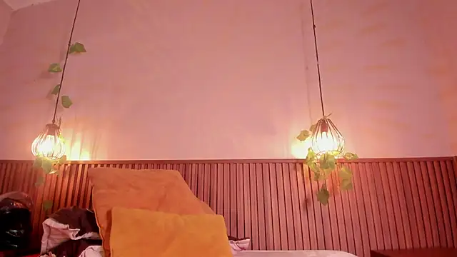 daphne_courtis webcam