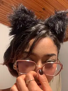 LilithMonette webcam