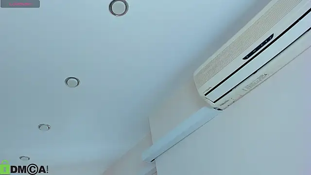 Vanessa_Harr1s webcam