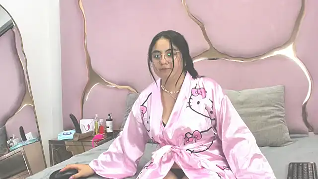 SweatedDelacroix webcam