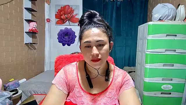 Ugly-Filipina webcam