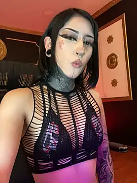 Kat_VonDe webcam