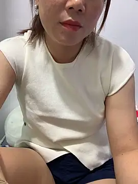 Baby-lovely69 webcam