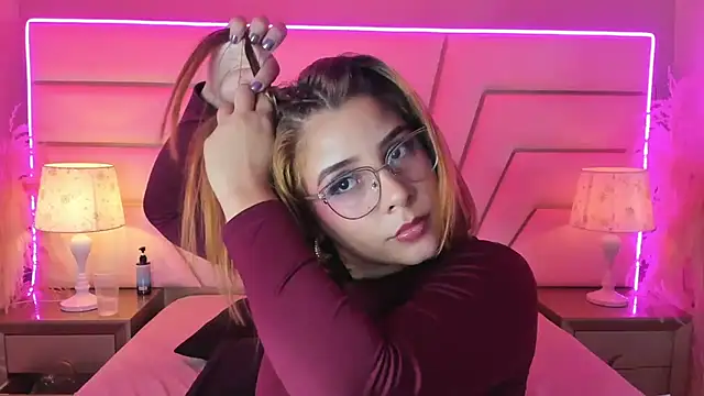 zara_vidal - Zara_Vidal's free webcam - UK Sex Cams