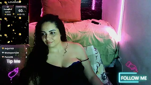 _naughty_milf webcam