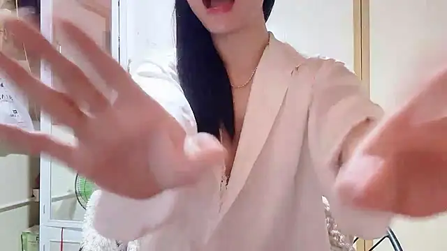 LinhChi_9x webcam