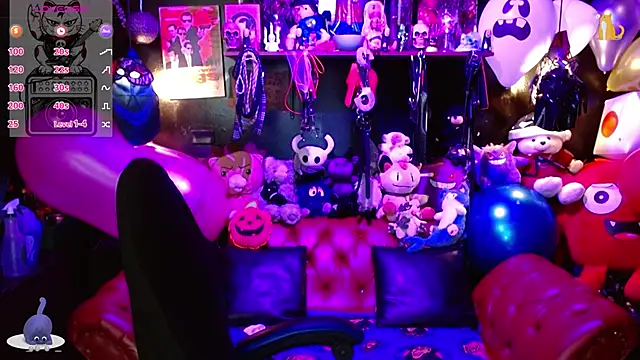 kureiji_hentaii webcam