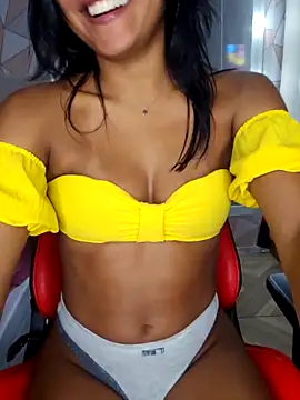 moreninhasilva (F young) - Ficar de 4 + dedinhos na buceta