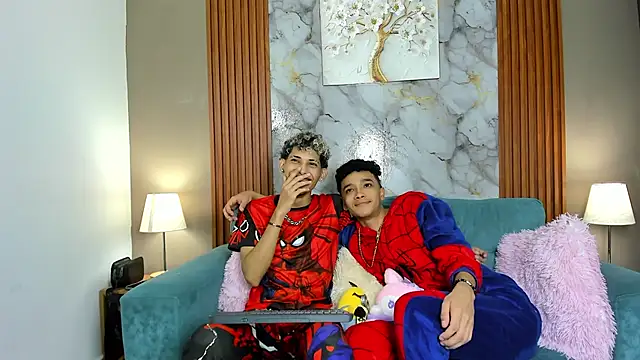 YOUNG_BOYS_HELL webcam