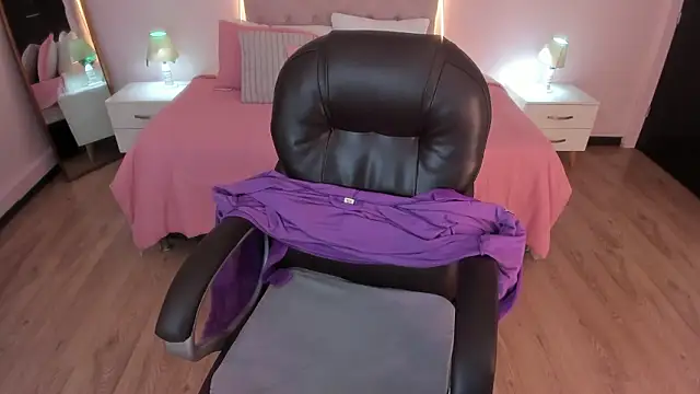 Mariam_Lopez__ webcam