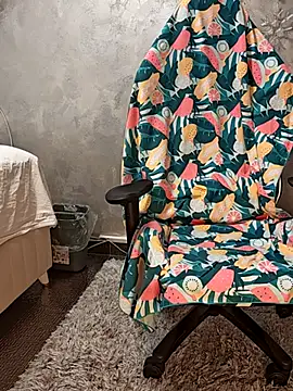 avasquirtmilf - AvaSquirtMilf's free webcam - UK Sex Cams