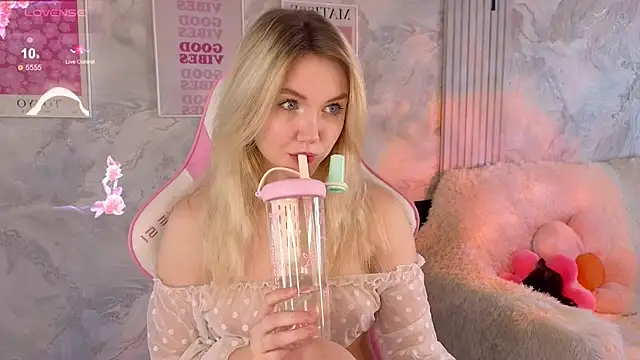 angel_with_flowers webcam