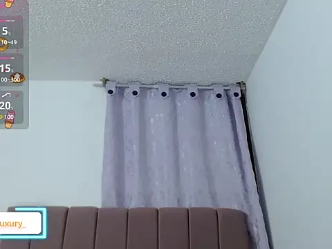 lauxury_ webcam