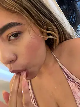 Victoria_Rico webcam