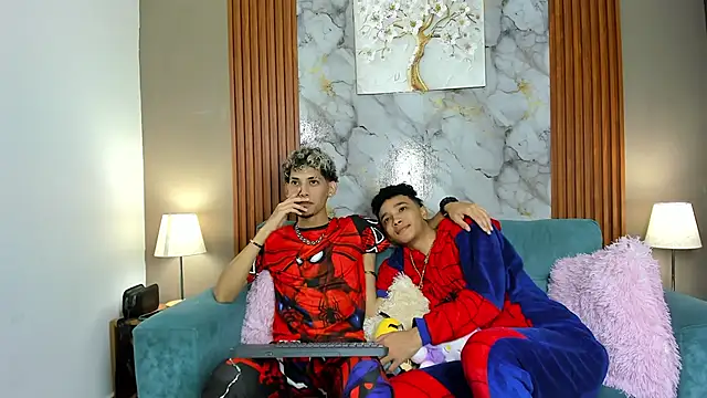 YOUNG_BOYS_HELL webcam