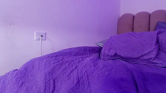 nicol_f - Nicol_f's free webcam - UK Sex Cams