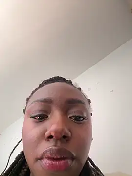 alissradiante1 webcam