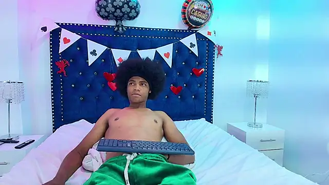 Cristal_and_luke webcam