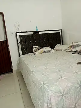 hot_big_tits - Hot_Big_Tits's free webcam - UK Sex Cams