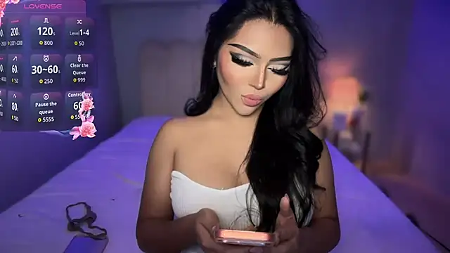 superhot_shantal - SUPERHOT_SHANTAL's free webcam - UK Sex Cams