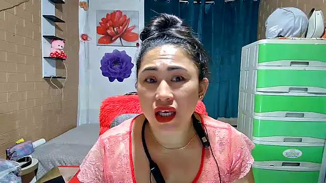 Ugly-Filipina webcam