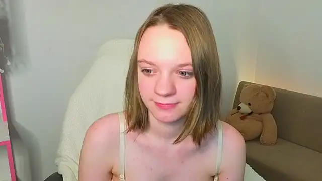 Olivia_Riesz webcam
