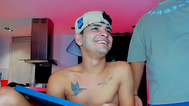 thebatmansion - TheBatMansion's free webcam