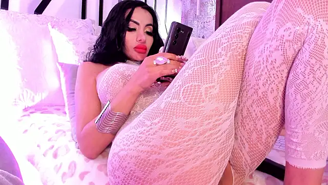 _valeria___ - _valeria___'s free webcam - UK Sex Cams