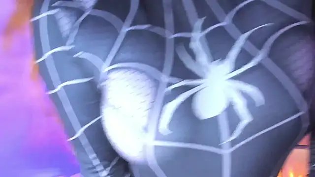 megan_whitee__ webcam