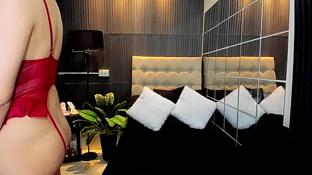 delightfulprincessts webcam