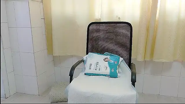 美女Miya11888在线直播