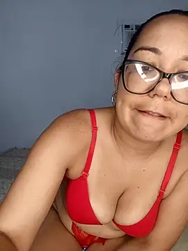 MilfTentasion webcam