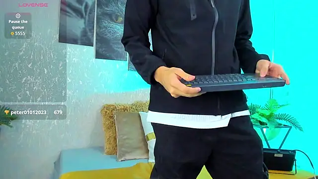 nils_saintt - Nils_saintt's free webcam - UK Sex Cams