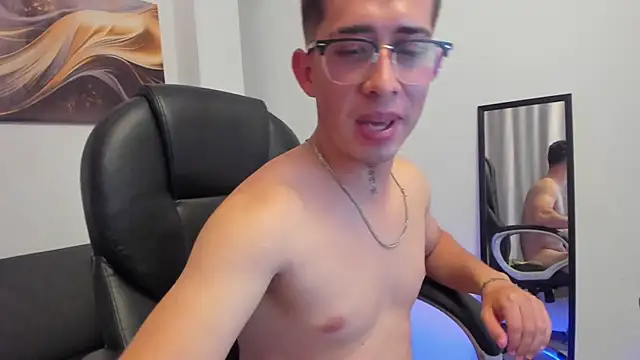 Tommas_Jhonson webcam