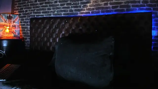 Dominic_Donnovan webcam