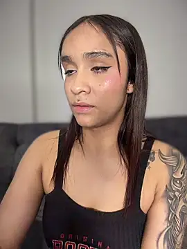 Isabella-Teen webcam