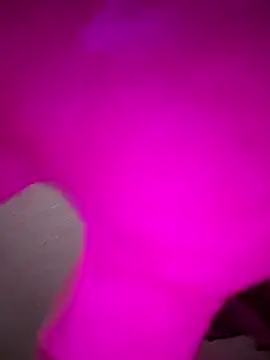 mr_girthyandsweetcheeks webcam