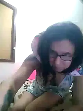 Cameron_puppy webcam