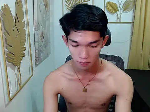 urasian_john18 webcam