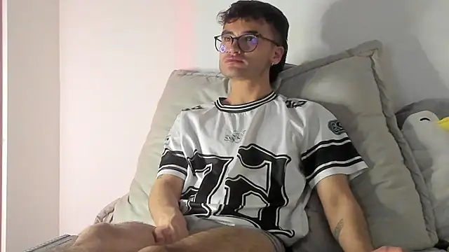 charlie_dicker webcam