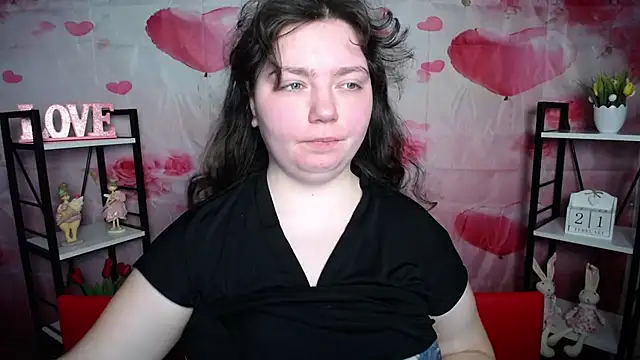 NeonilaLisova webcam